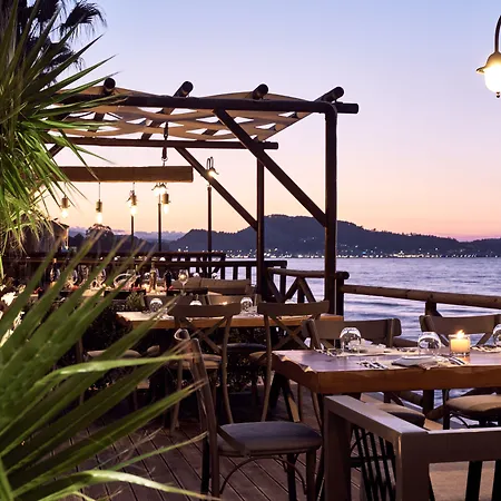 Windmill Bay Hotel-3