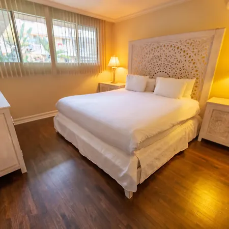 Cal Mar Hotel Suites-2