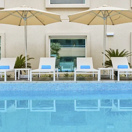 Hilton Garden Inn Dubai, Mall Avenue-3