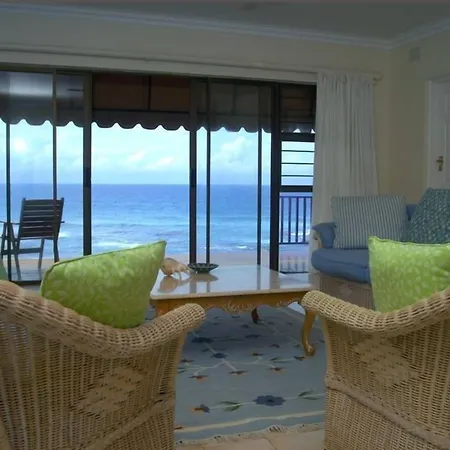 Fairlight Beach House-3