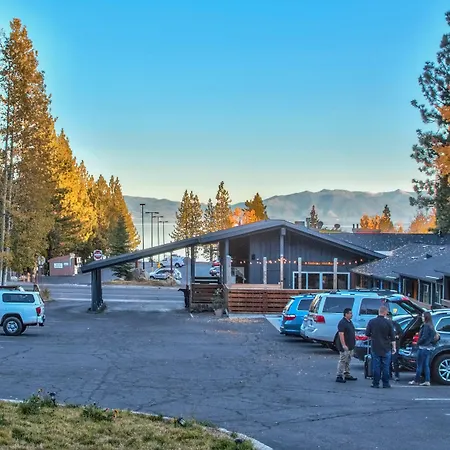 Basecamp Tahoe City-2