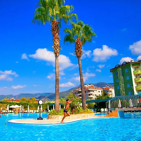 Green Garden Resort & Spa Hotel-3