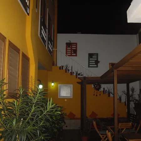 Kira'S Boutique Hotel-2