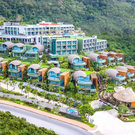 Crest Resort & Pool Villas-3