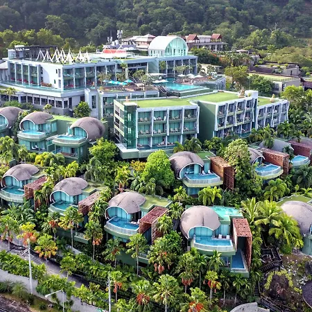 Crest Resort & Pool Villas-2