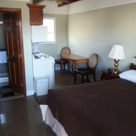 Golden Gate Lodging-3