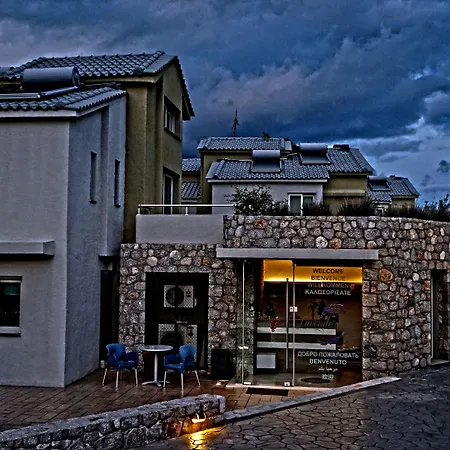 Lavender Cove-2