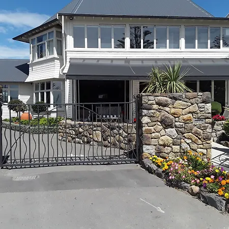 Cave Rock Guest House-3