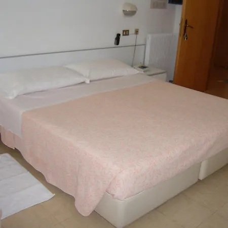Hotel Villa Carla-3