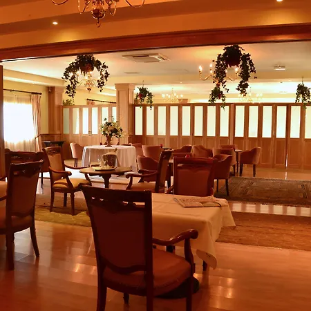 Fairhill House Hotel-3