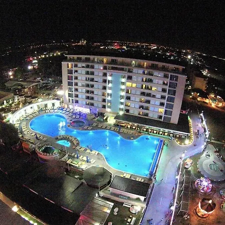 Phoenicia Luxury Hotel-3