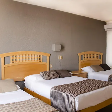 Hotel El Monte-2