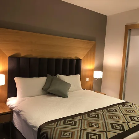 Ramada Hotel & Suites By Wyndham Kusadasi-3