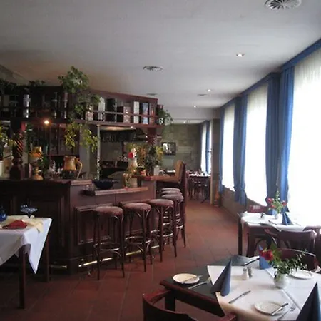 Hotel Schoene Aussicht-2