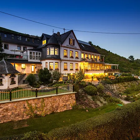 Hotel Weinberg-Schloesschen-3