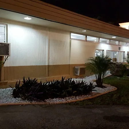 Parkway Inn-2