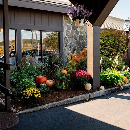 Fireside Inn & Suites West Lebanon-3