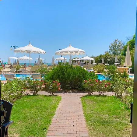 Eurobeach Residence-2