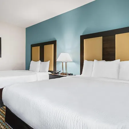 La Quinta By Wyndham Stonington-Mystic Area-3