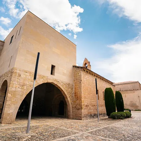 Hostatgeria De Poblet-3