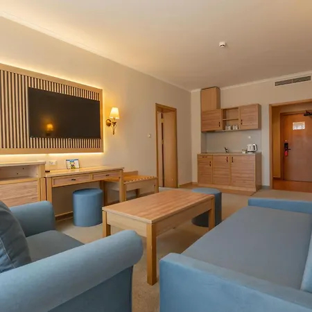 Dit Majestic Beach Resort-2