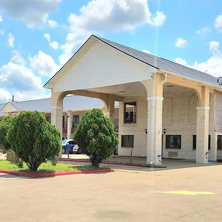 Days Inn By Wyndham Navasota-3