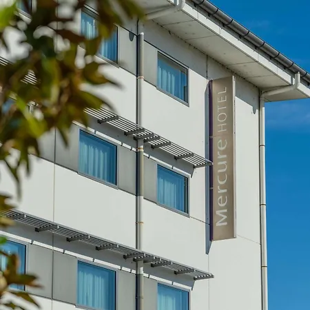 Mercure Newcastle Airport-3