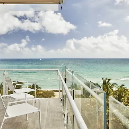 Four Seasons Hotel At The Surf Club-3