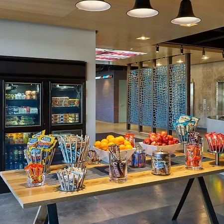 Aloft By Marriott Miami Airport-3