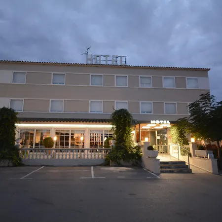 Hotel & Restaurant Figueres Parc-2
