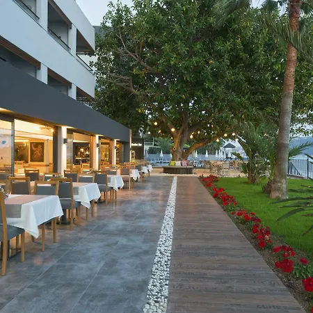 Floria Beach Hotel-2