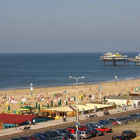 Boulevard Hotel Scheveningen-3