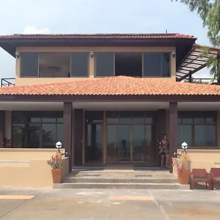 Sea Breeze Guest House-3