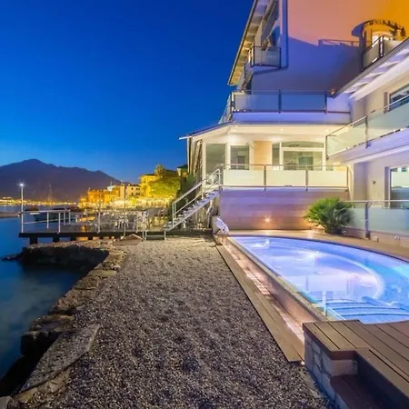 Hotel Vega-3