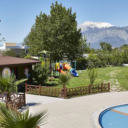 Royal Towers Resort-2