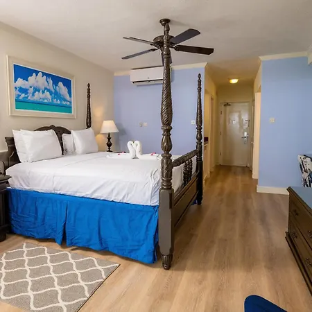 Savannah Beach Club Hotel-2