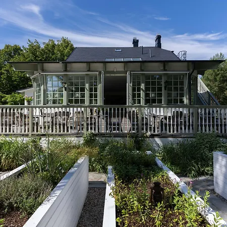 Villa Strandvaegen-2