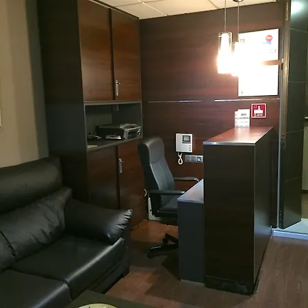 Hostal Larios-3