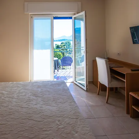 Hotel Alpi-2