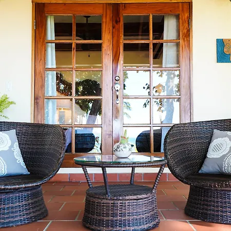 Sansara Surf Yoga & Resort-3