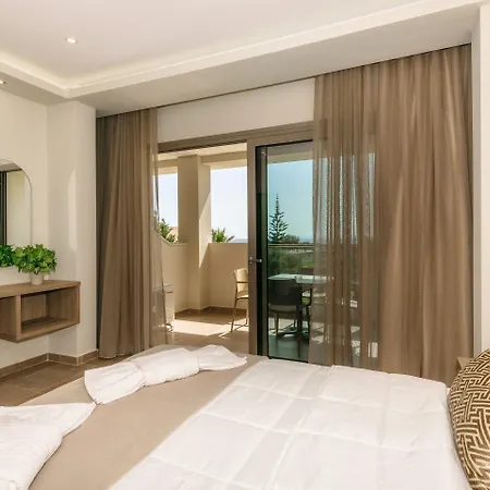 Remezzo Studios & Apartments-3
