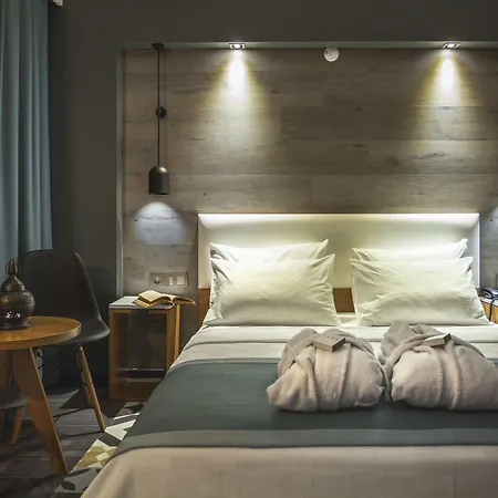 Hotel Cura-3