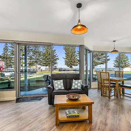 Bonnies Of Beachport-3