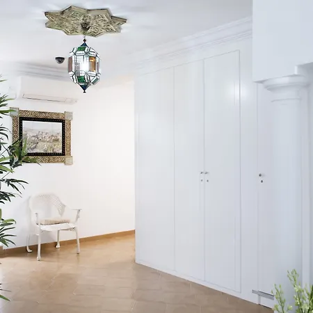 Hostal Alhambra - Adults Only-2