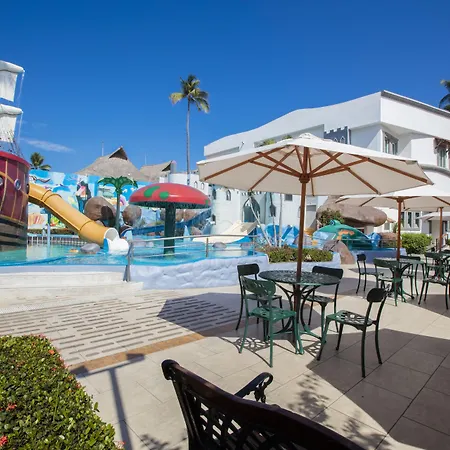Crown Paradise Club Puerto Vallarta All Inclusive-2