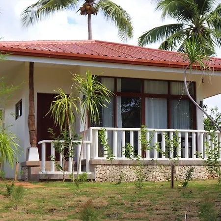 Island View Beachfront Resort-2