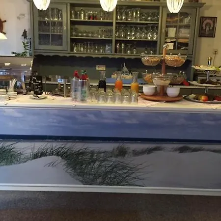 Hotel Villa Weststrand-3