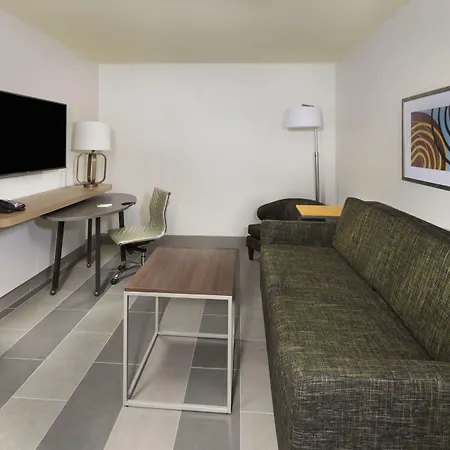 Holiday Inn & Suites Arden - Asheville Airport By Ihg-2