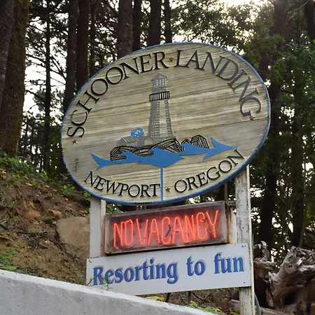 Schooner Landing-2