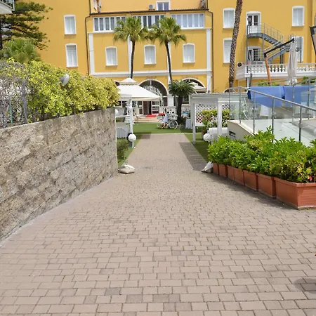 Mediterraneo Palace Hotel-2